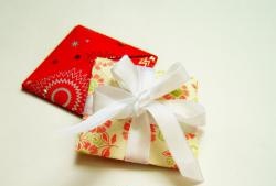 Paper gift envelope
