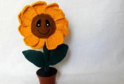 Crochet sunflower