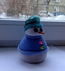 Snømann laget av sokker