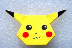 Pokémon Pikachu mit Origami-Technik