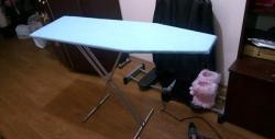 Gumagawa ng sarili mong ironing board