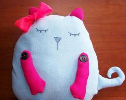 How to sew a scops owl pillow with your own hands