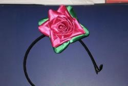 Kanzashi style flower for beginners