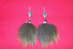 Boucles d'oreilles avec fourrure duveteuse