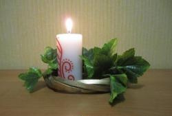 Decorate a candle with beads