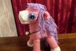 Crochet pony horse