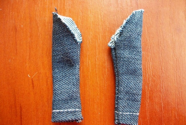 Quần áo cho búp bê làm từ quần jean cũ