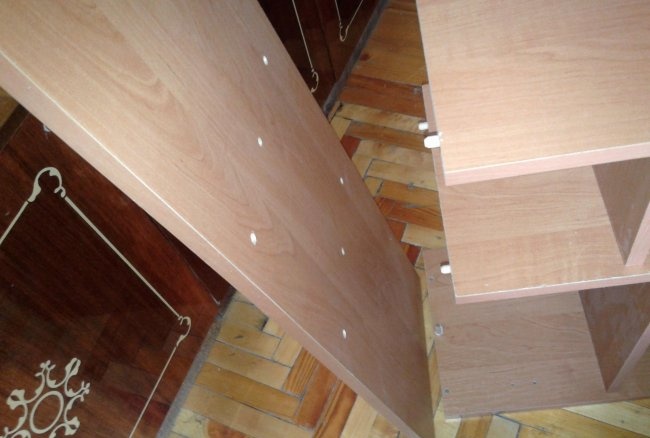 How to assemble a kitchen cabinet