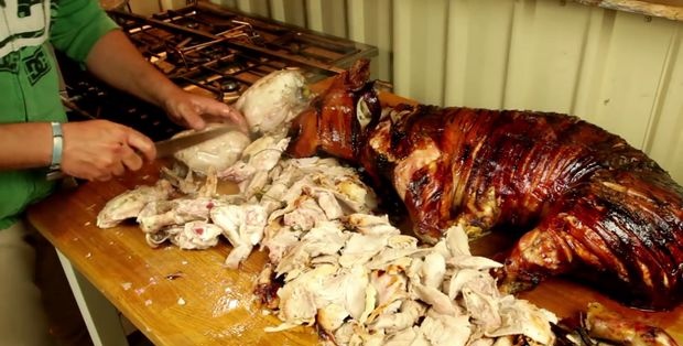 How to roast a whole pig on a spit