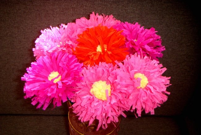 Crepe paper asters