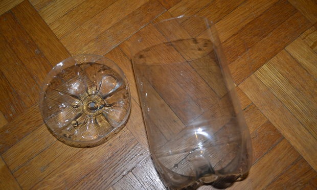 Termos bekas bekas daripada botol plastik