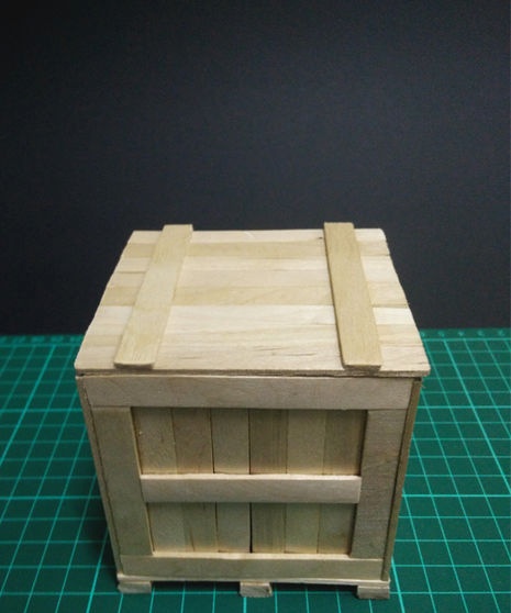 Caja de palitos de paleta en miniatura