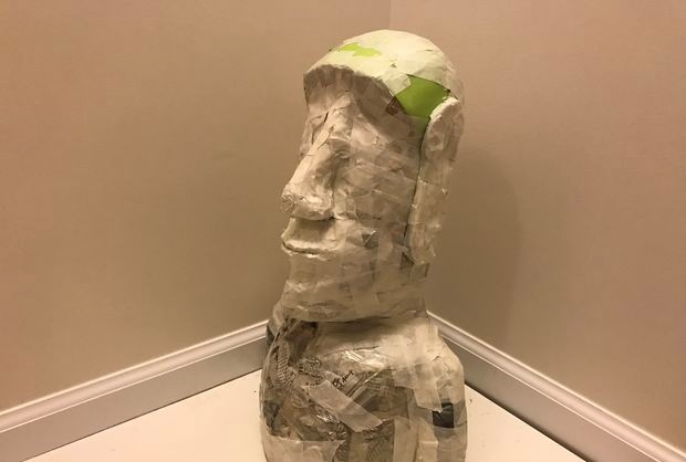 Kerti figurák – Moai