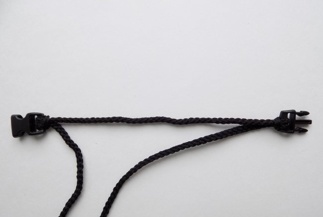 Come tessere un braccialetto a X dalle corde