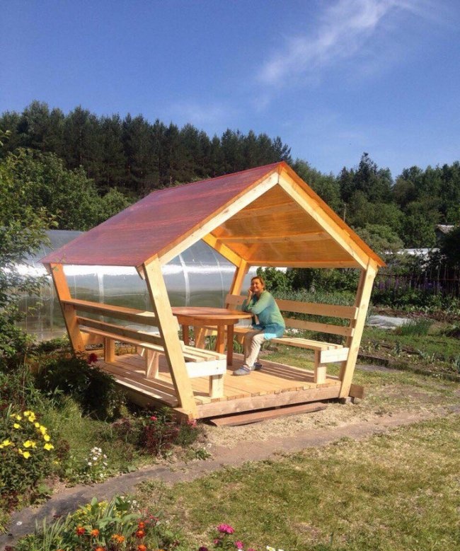 Een eenvoudig tuinpaviljoen in 1 dag