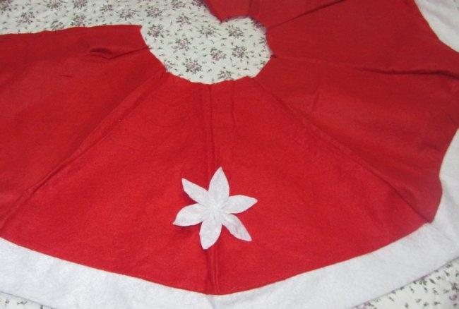 Cape for the Christmas tree cross