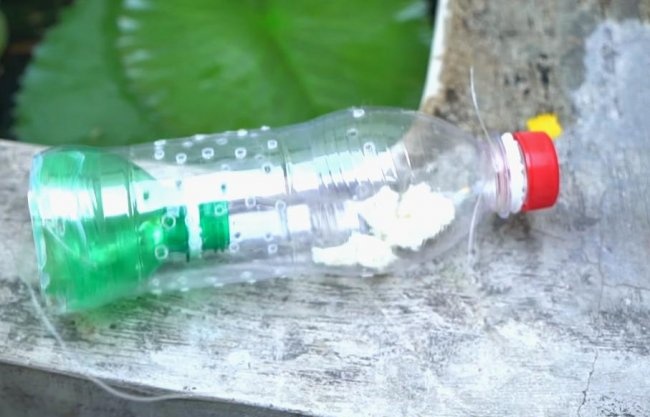 Makšķerēšana ar plastmasas pudeli