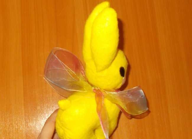 DIY geel pluche konijn