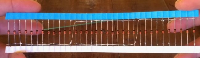 DIY solar battery made from diodes