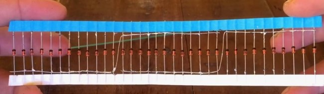 DIY-zonnebatterij gemaakt van diodes