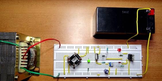 Simple universal automatic charger