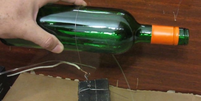 Jak wyciąć szklaną butelkę