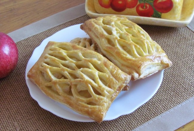 Simple apple puffs made from ready-made dough