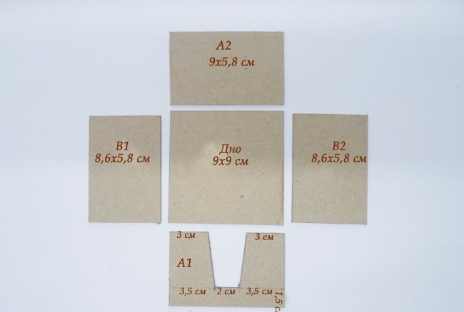 Блокче за бележки с картонена техника