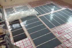 Laying infrared film flooring