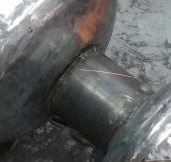 Afumătoarea afumată la cald dintr-o butelie de gaz