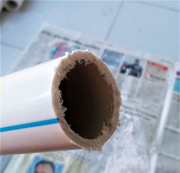 Hamaca feta amb tubs de plàstic