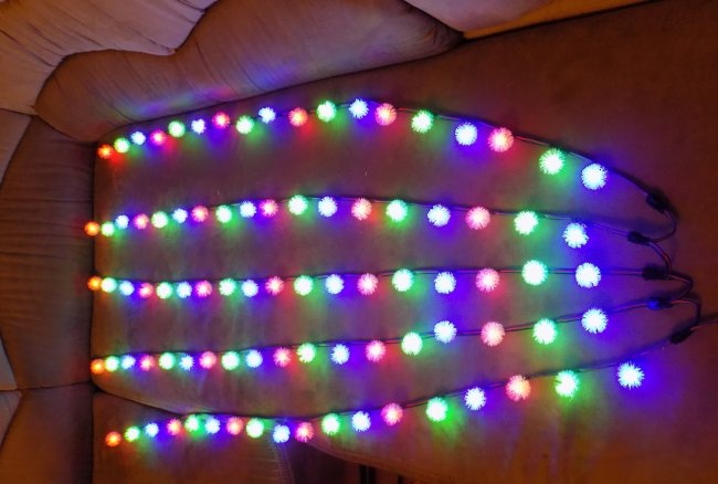 Guirnalda LED volumétrica para el árbol de Navidad.