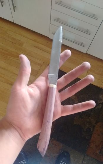 Un semplice coltello da lima