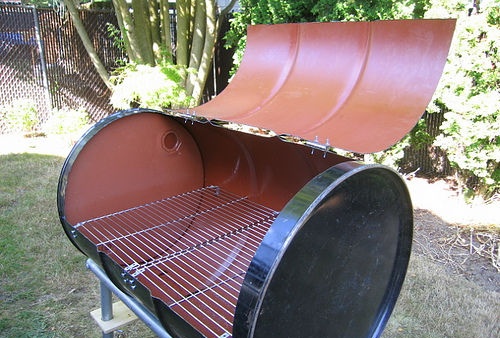 Comment faire un barbecue à partir d'un tonneau