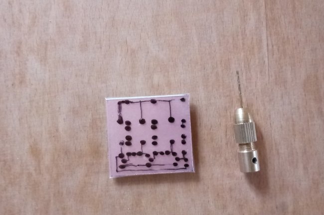 Un moyen simple de fabriquer des circuits imprimés sans LUT