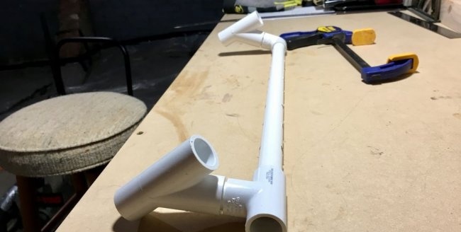 Soporte para herramientas para tubos de PVC
