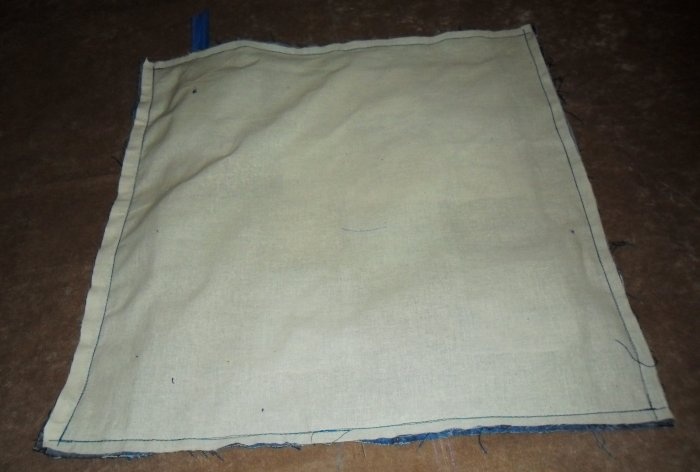 Povlaky na polštáře vyrobené ze starých džín