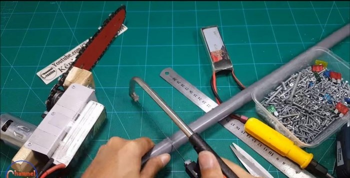 Comment fabriquer une scie mobile de vos propres mains