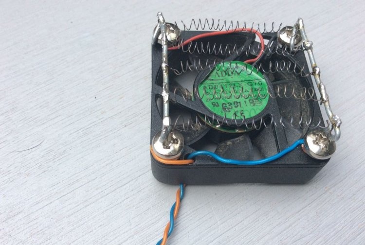 Mini elektrický ohřívač 12V 80W