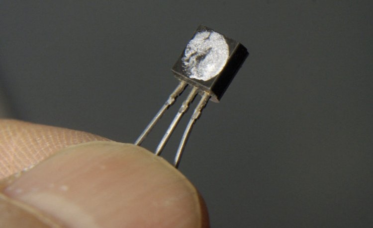 Radiatore per transistor a bassa potenza