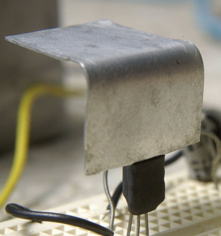 Radiátor kis teljesítményű tranzisztorokhoz