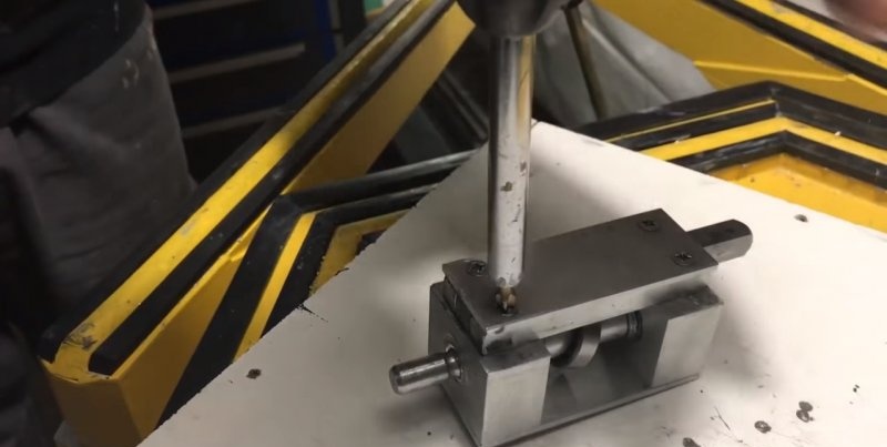 A reciprocating saw from a drill is possible