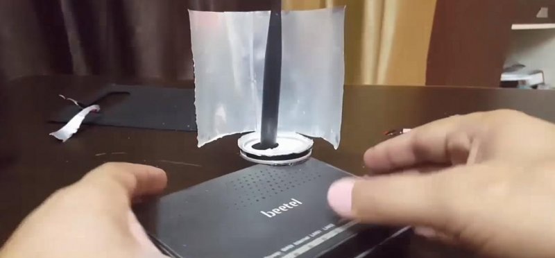 Come migliorare il WiFi in 5 minuti utilizzando una lattina di alluminio