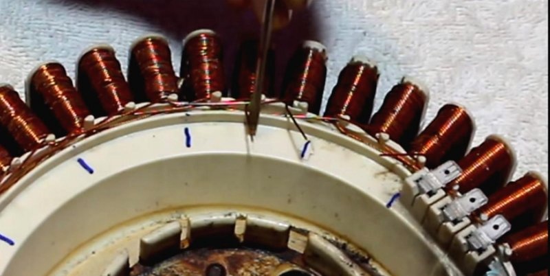 Conversão de gerador elétrico do motor de uma máquina de lavar