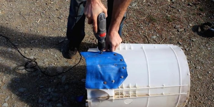 Hydro turbine electric generator from an old washing machine