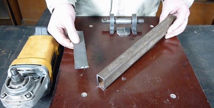 Soporte para amoladora angular o sierra pendular de amoladora angular