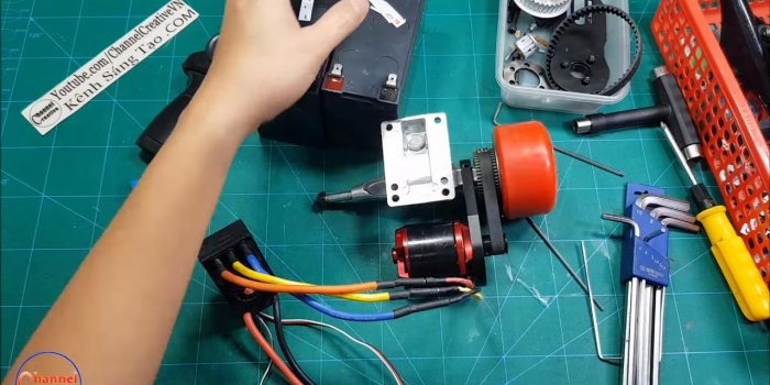 Electric bicycle na nakabatay sa isang brushless na motor