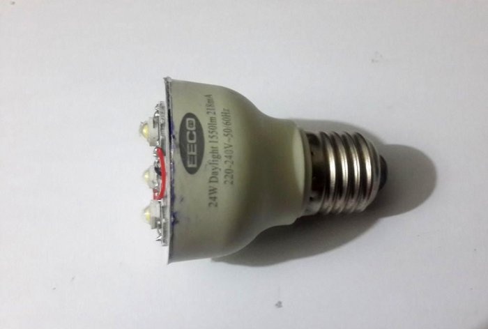 Selbstgemachte LED-Lampe 3 W
