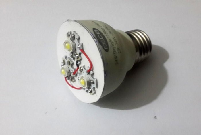 Zelfgemaakte LED-lamp 3 W