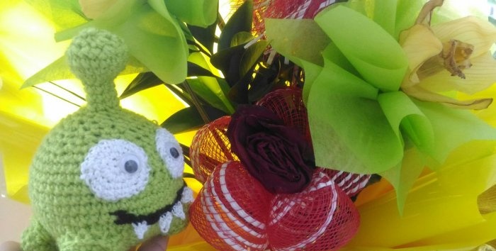 Little sweet tooth Om Nom crochet